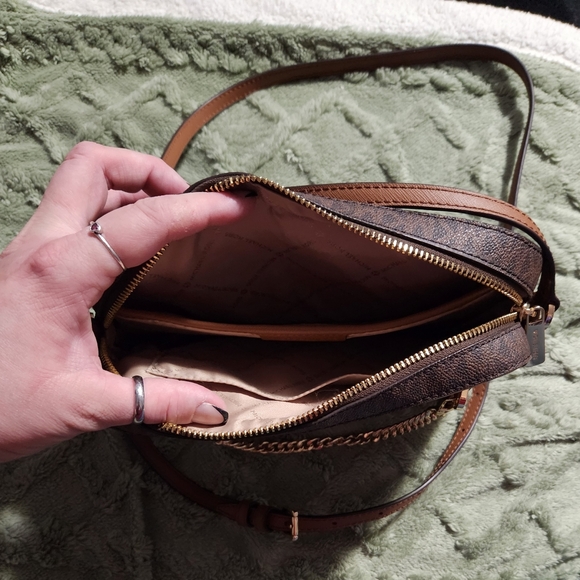 Purse - Picture 3 of 8